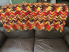 ViTG 70s Chevron Crochet Afghan Throw Lap Blanket Zig Zag 70x42 Fall Orange