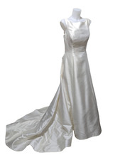 Morilee Women's Ivory Sleeveless Elegant Wedding Dress Size 12