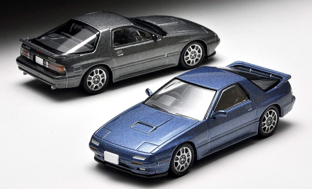TomyTEC 307648 1/64 Mazda RX7 GT-X Savanna, Blau, Modell 1989 Die