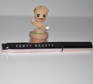 fenty beauty by rihanna flyliner longwear liquid eyeliner
