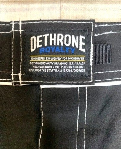 Dethrone Royalty Men's Black & Red MMA Fight Shorts Size 36 Polyester - Picture 3 of 10