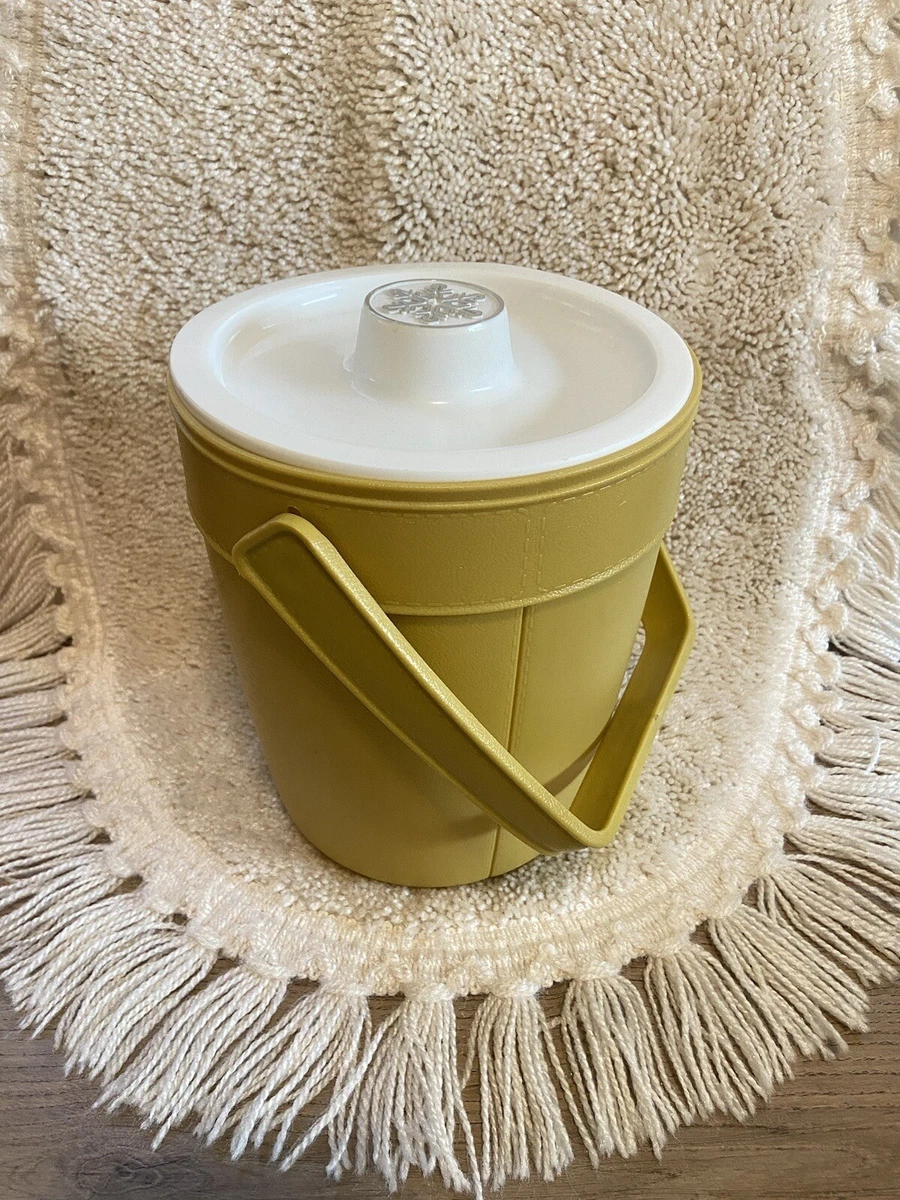 Rubbermaid ice sale bucket