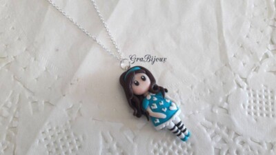 Polymer Paste Halskette Puppe Kleid hellblau