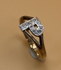 9ct Gold CZ set Initial 'P' Signet Ring Hallmarked 2.4 gms size L 