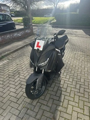 yamaha x max 125 scooter - Image 1 of 4