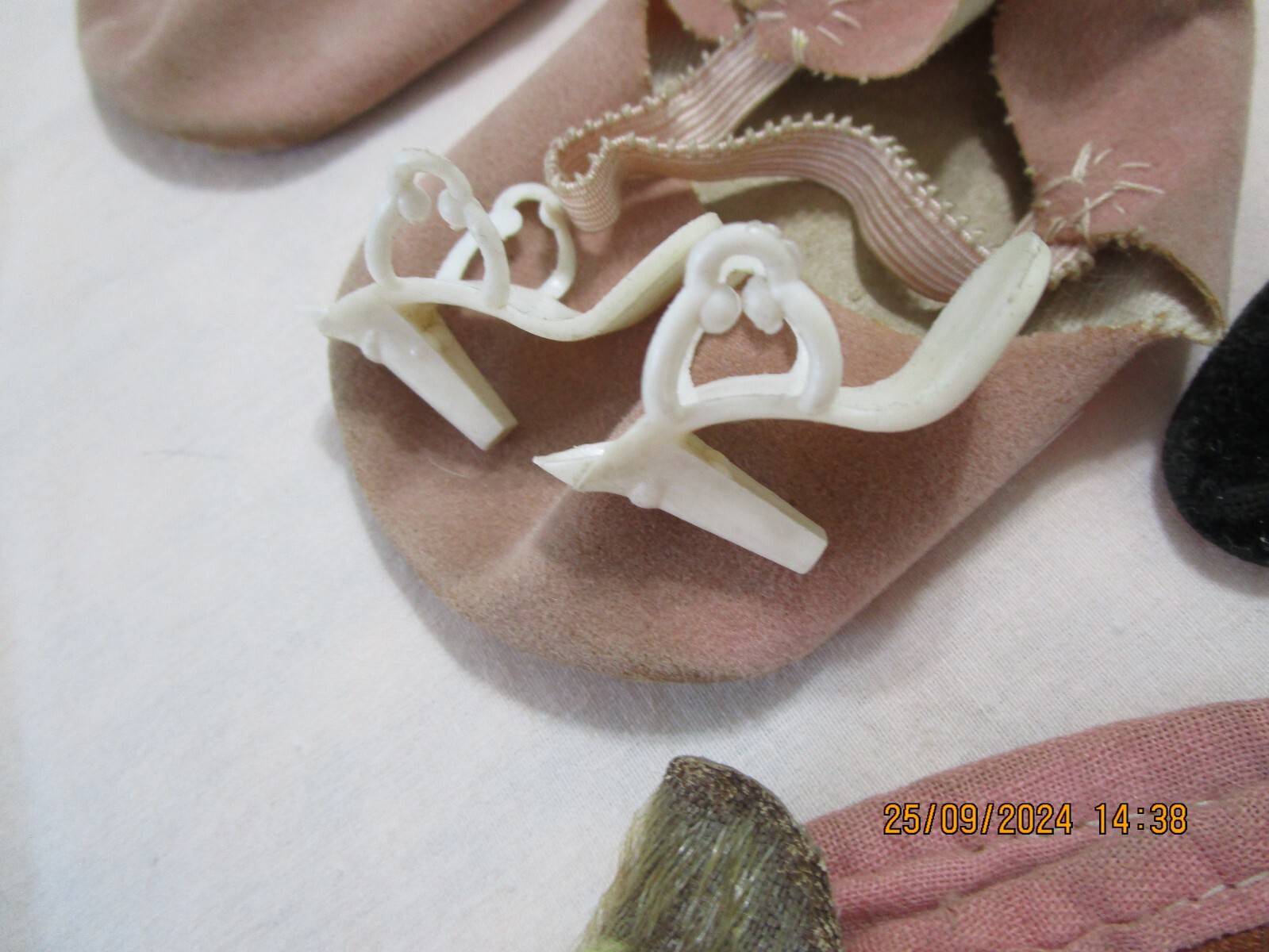 Vintage Baby & Doll Clothes, Accessories, Shoes, Blankets, Mixed Lot of