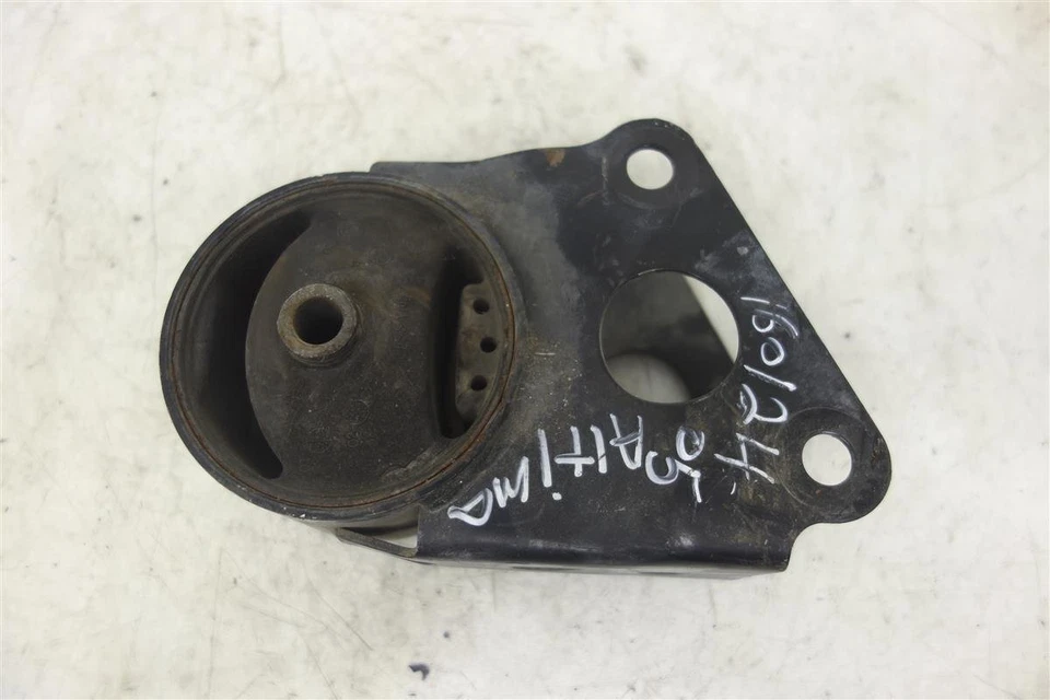 Suporte de motor traseiro Nissan Altima 2002-2006 11320-8J005 - Imagem 4 de 4