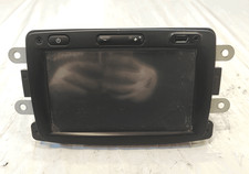 281153855R Autoradio  DACIA DUSTER 1.6 (77Kw) 4x4 Suv 5p/b/1598cc