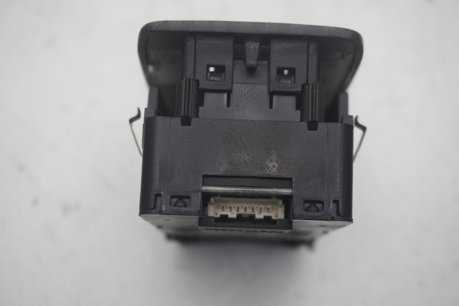 McLaren 750S Right Window switch P/N 14M0140CP
