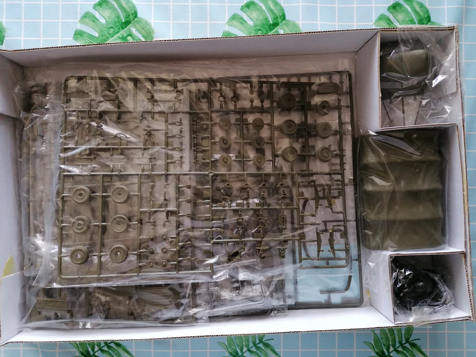 TRUMPETER 1/35 CHINESE JIEFANG CA-30 MILITARY TRUCK ITEM N° 01002 - Immagine 3 di 4