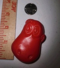 1975 "Dino" Fruity Pebbles Cereal Premium Toy Flintstones Red Change Holder Play