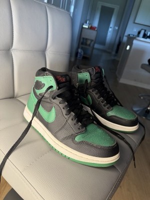 Nike Air Jordan 1 Retro High OG Pine Green 2.0 Men s High-Top Lace-Up