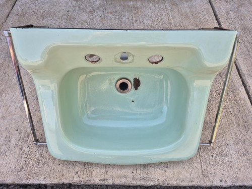 VINTAGE ANTIQUE PORCELAIN GREEN BATHROOM SINK TOWEL HANGER 17"x19" Wall Mount