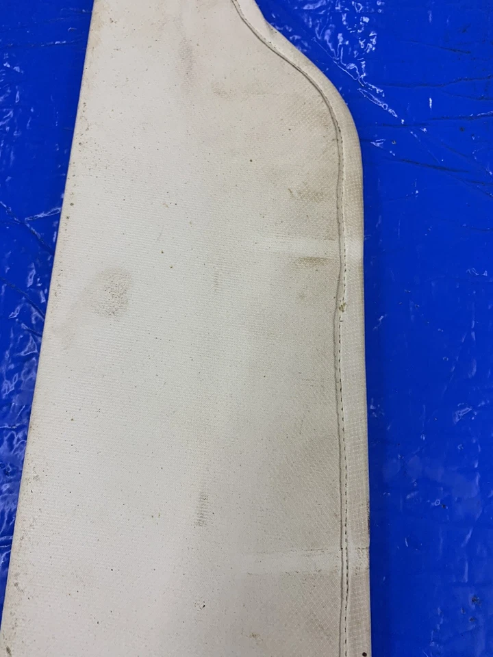 1965 Falcon Tudor 2 Door Post RH Sunvisor - Image 4 of 4