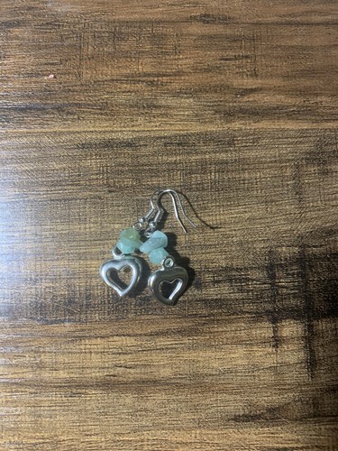Green Aventurine Heart Earrings - Picture 4 of 4
