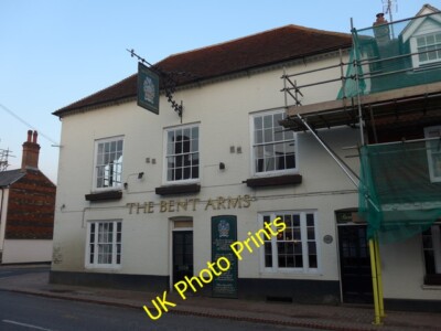 Photo 6x4 The Bent Arms, High Street Haywards Heath  c2015