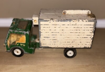 Farm Country Ertl Diecast Trucks Ertl 1/64 Blue Tandem Milk Tank