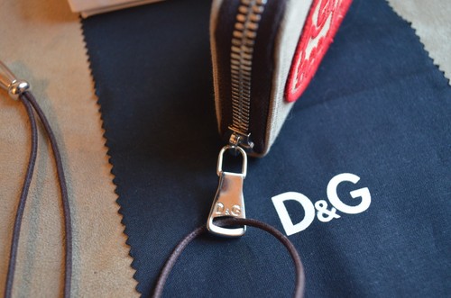 Dolce & Gabbana D&g Multicolore Emberoidered Toppe Zip & Sicuro Collana - Foto 5 di 9