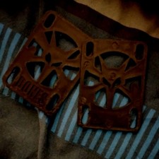 Skateboard Riser Pads 1/8 Scale Bones Graphic