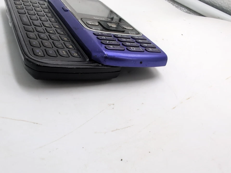 Teléfono Samsung Slide Purple Rant Foto 3 de 4