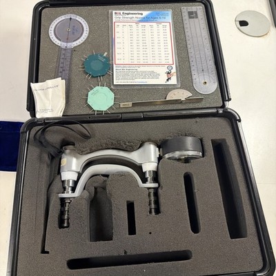 Jamar B&L Engineering Hydraulic Hand Dynamometer w/Case(3D)