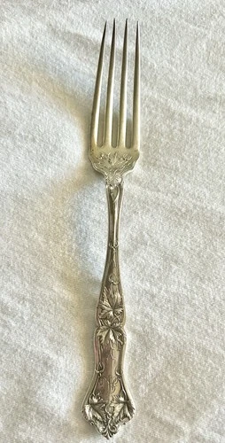 Edgewood by International Sterling Silver Regular Fork 7" Antique Flatware
