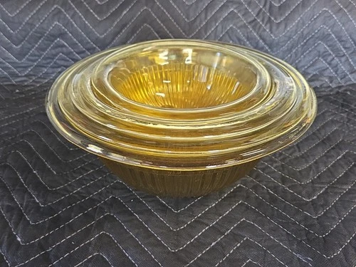 4 Stackable Vintage Federal Glass Golden Glo Yellow Ribbed Mixing Nesting Bowls