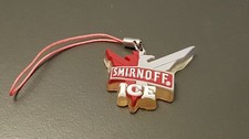 Handyblinker mit Schlaufe an Handy befestigen. Fertig! [SMIRNOFF ICE]