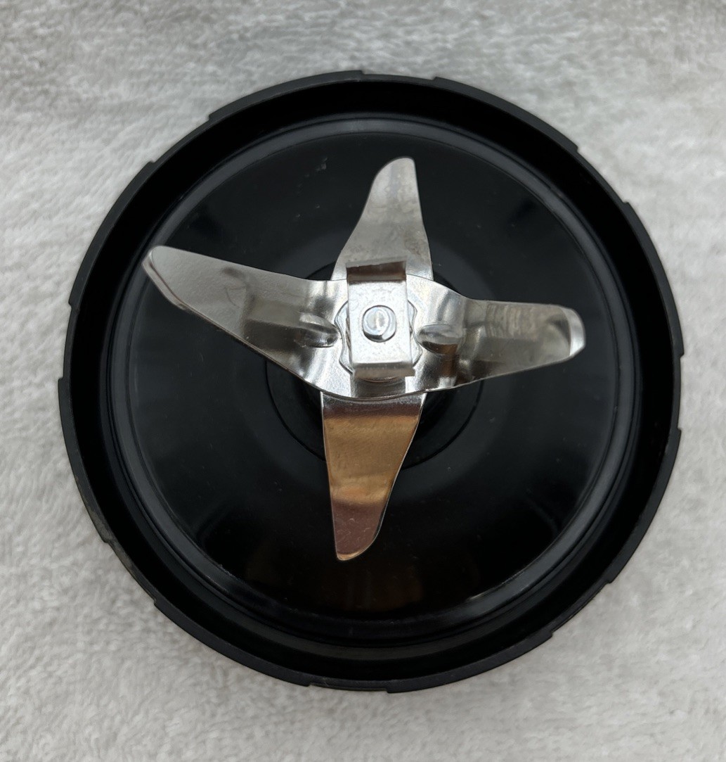 GENUINE Ninja Blender Blade Replacement fits 7 Fin Auto IQ Models USED GUC