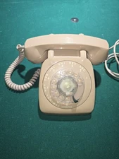 Vintage Automatic Electric Rotary Dial Desk Top Telephone TAN color