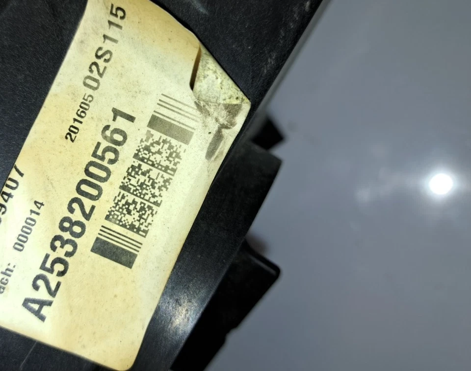 2016 2017 2018 2019 Mercedes GLC Class Left side LH Halogen Headlight OEM - Bild 4 von 4