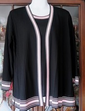 Misook: 2x Black Ribbed Jacket With Pink &white Trim Including Matching 2x Shell