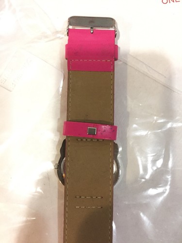 Vintage 2006 Sanrio Hello Kitty WATCH chrome border pink band - NEEDS BATTERY - Picture 5 of 12