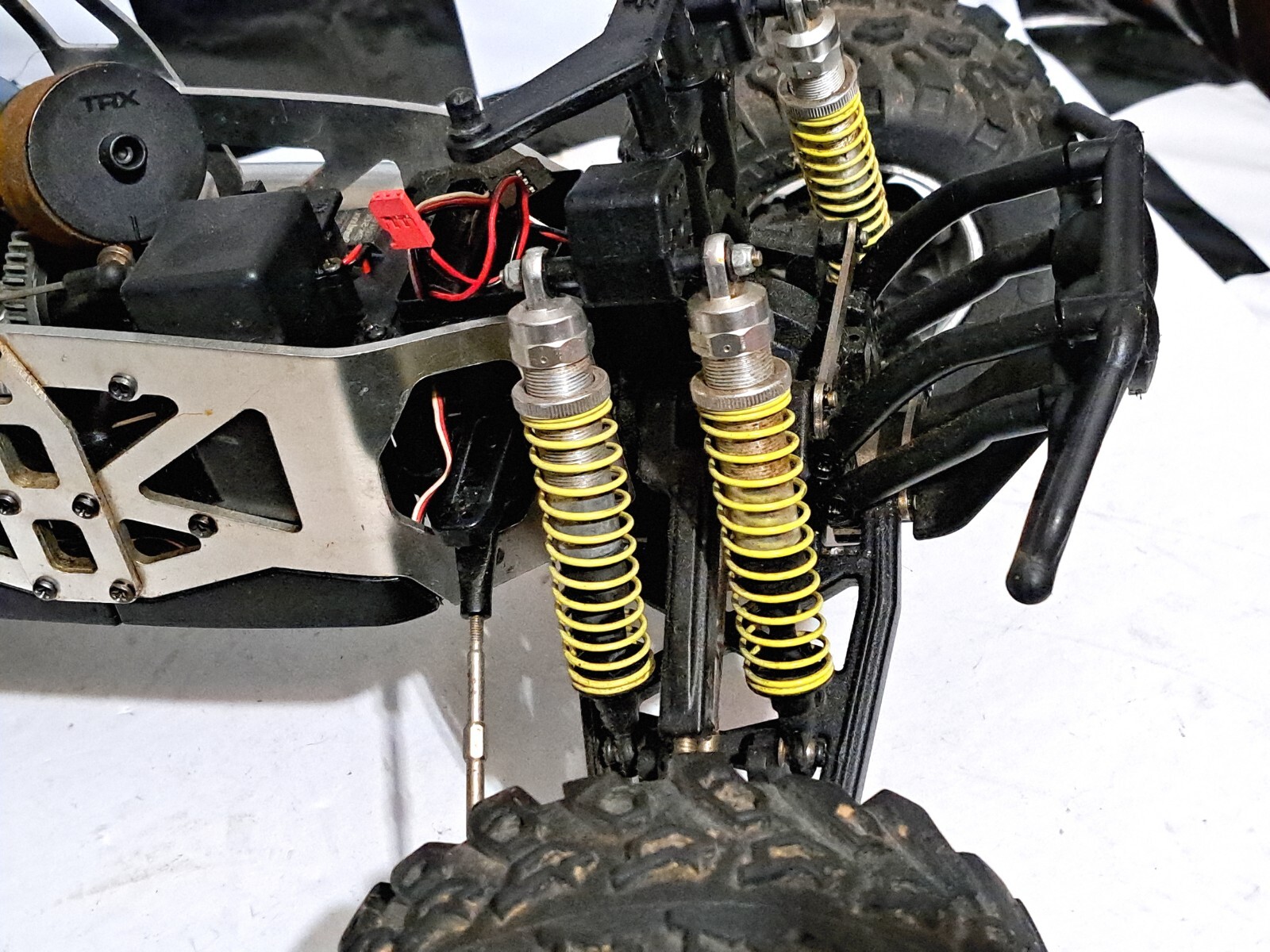 Duratrax Warhead Evo 1/8 Scale Nitro Truck PARTS OR REPAIR