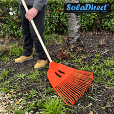 57 cm Wide Heavy Duty Plastic Rake Head Lawn Leaf Leaves Garden + 120 cm Handle