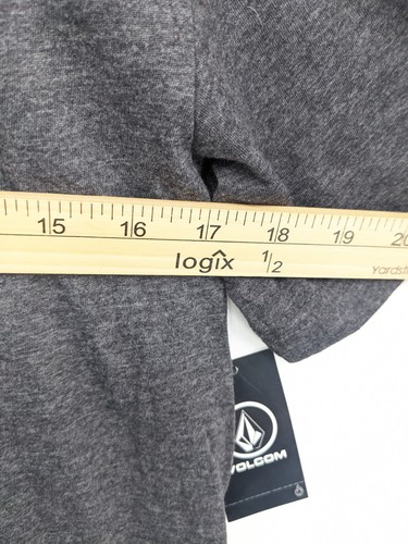 Volcom Boys Shirt XL Gray Shark Tee Kids Skater Surfer Modern Fit Back to School - Picture 10 of 11