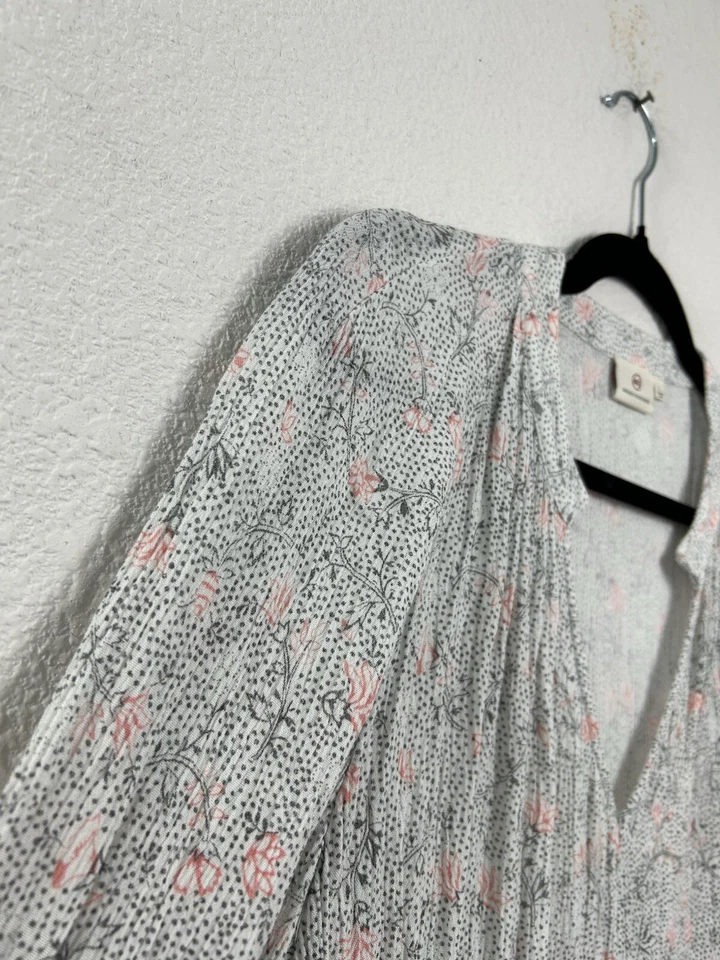 Blusa Top AG ADRIANO GOLDSCHMIED Gris Rosa Floral Manga Larga Borla Talla L Foto 3 de 4