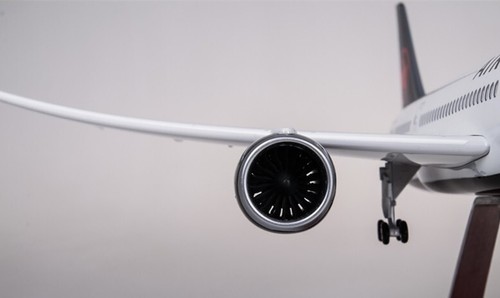 1:130 43CM AIR CANADA BOEING 787 Passenger Airplane Landing Gear Resin Model - Picture 6 of 12