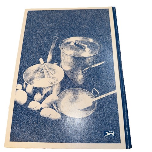 From Julia Child's Kitchen Vtg COOKBOOK 1977 Alfred A. Knopf 3rd printing HB - Picture 3 of 9