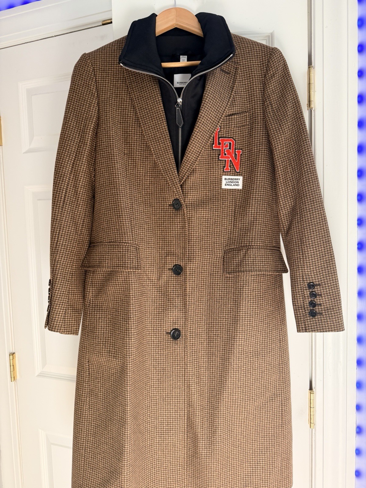 Burberry Ladies Tarrel Houndstooth Check Tailored Coat With Track Top... image 3