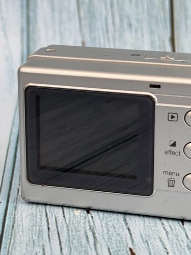 MEDION MD 41084 FOTOCAMERA DIGITALE 4,0 MP PRENDE BATTERIE AAA Testata - Foto 11 di 14