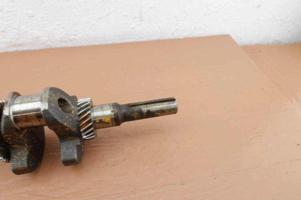 Kohler SH270 3142 Lawn Mower OEM Crankshaft 18 014 40-S - Image 2 of 4