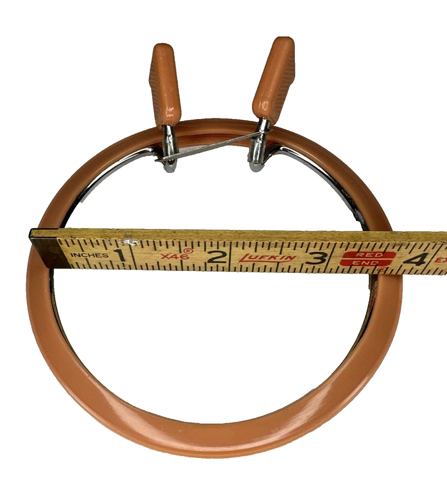 Lot of 3 Spring Pinch Tension Plastic Metal Embroidery Hoops 3.5" 5" 7" preowned - Image 3 of 4