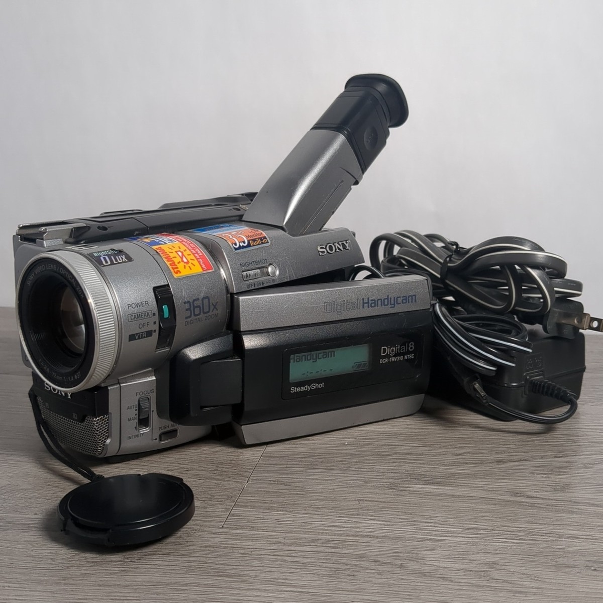 Sony DCR-TRV310 Digital8 Hi8 8mmビデオカメラ