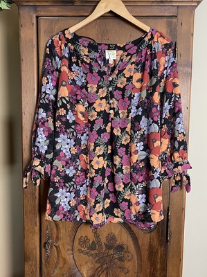 NWT Fig & Flower Women s Size 1X Split Neck Floral Popover Top Tie Sleeve Cuffs