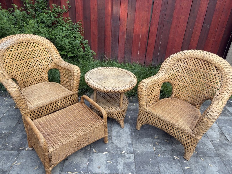 Pair of rattan wicker armchairs with footer and table Vintage Local Pickup