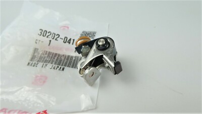 Kontakte  Honda DAX Monkey C50  CY50  XL50 Hitachi Nippon Denso 30202-041-015