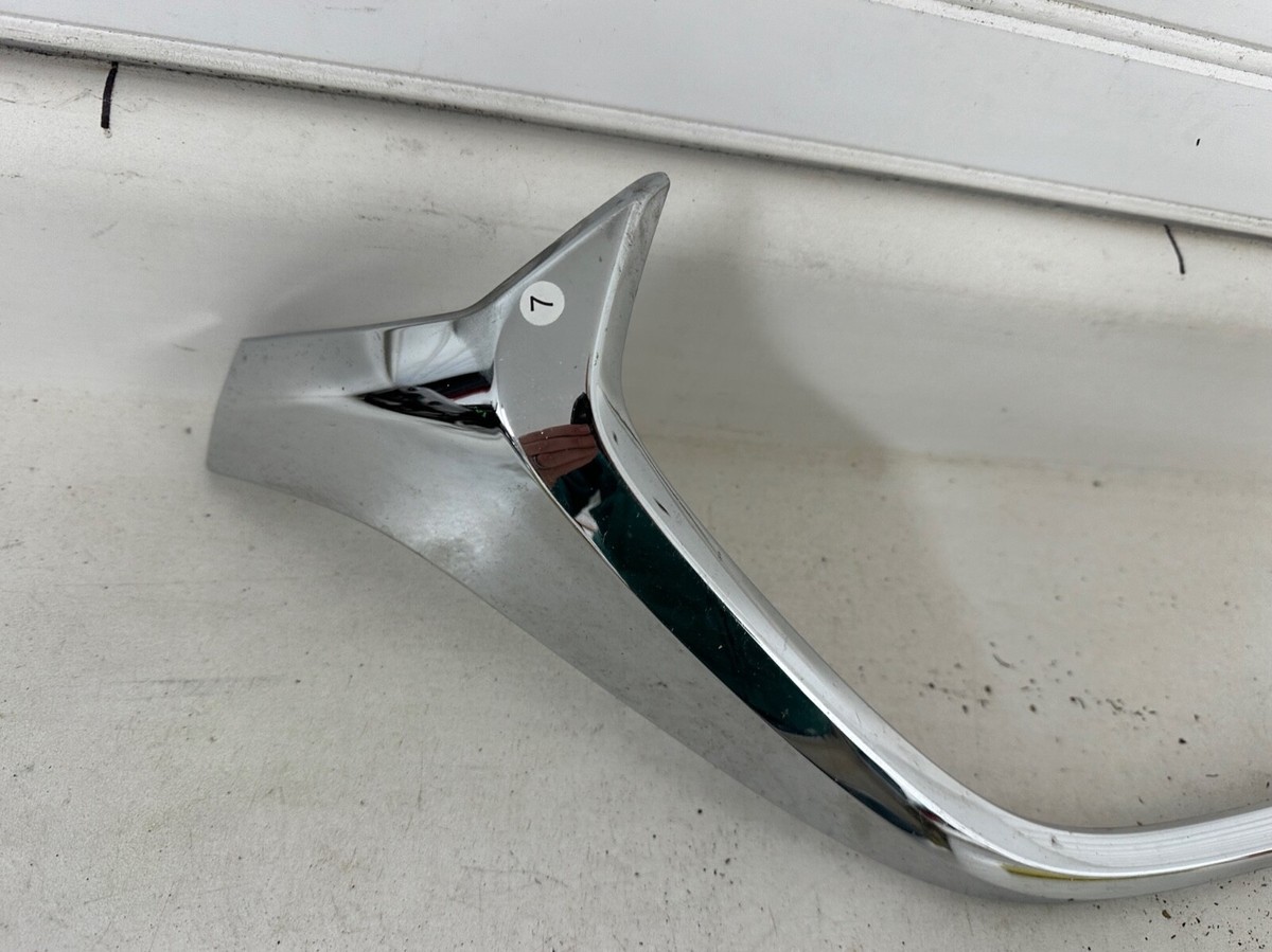 2016-2022 Mazda CX-3 Front Right Chrome Accent Molding Inner Trim