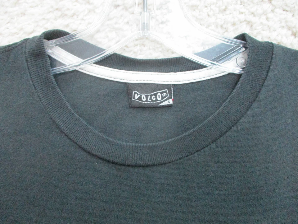 VINTAGE Volcom Shirt Small Adult Black Logo Casual Short Sleeve Stretch Mens S - Image 3 of 4