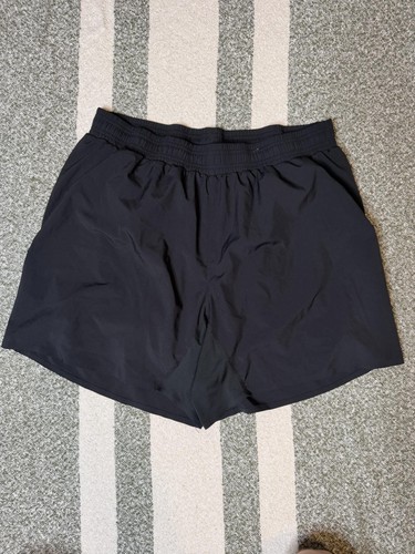 Alo Yoga Shorts Mens 2XL Black Lined 7 Inch Running Training Gym Athletic